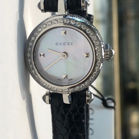 Gucci Diamond woman’s watch - Picture 2 of 11